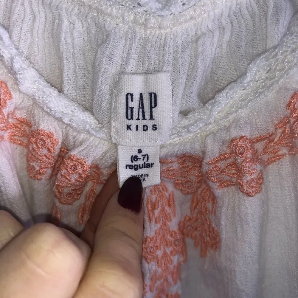 Gap Coral Embroidered Top